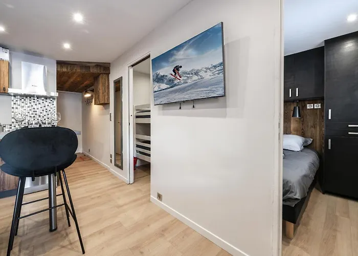 2 Avec Balcon Et Parking Apartmán