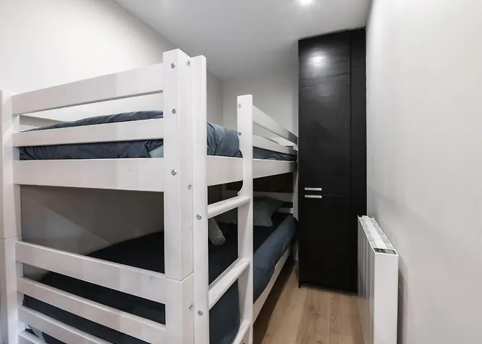 2 Avec Balcon Et Parking Lägenhet